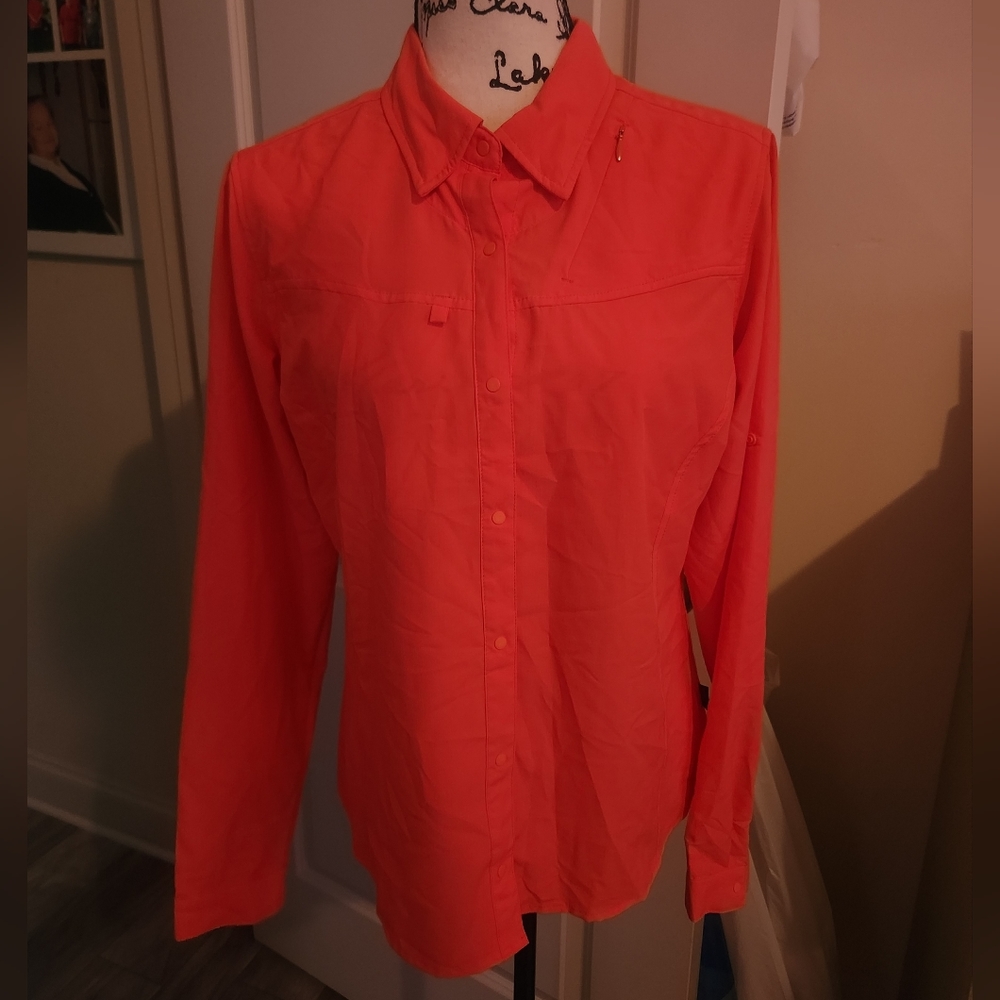 Nwot Patagonia LS Button Down Shirt size 10